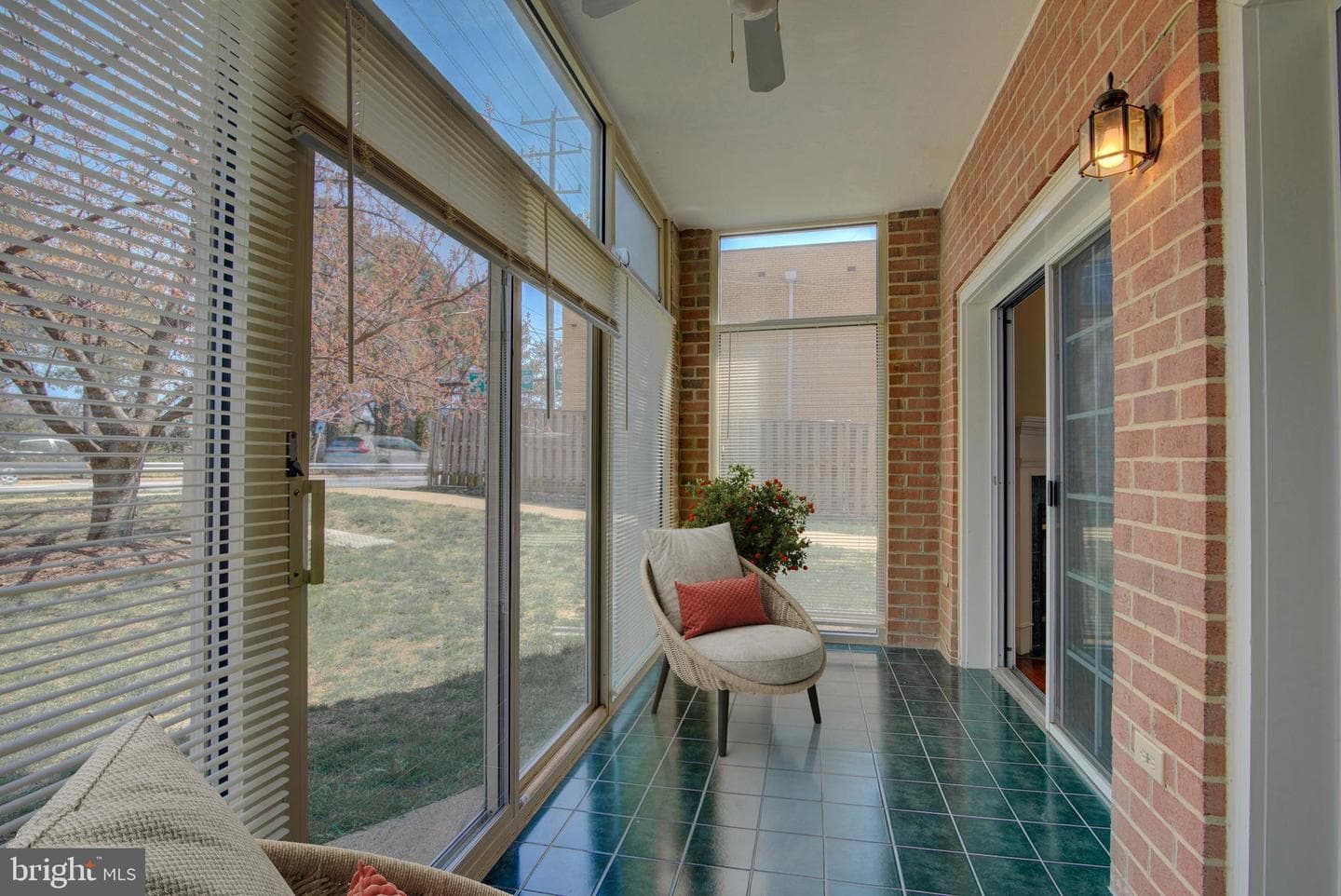 6908 Fairfax Drive #100 photo 27