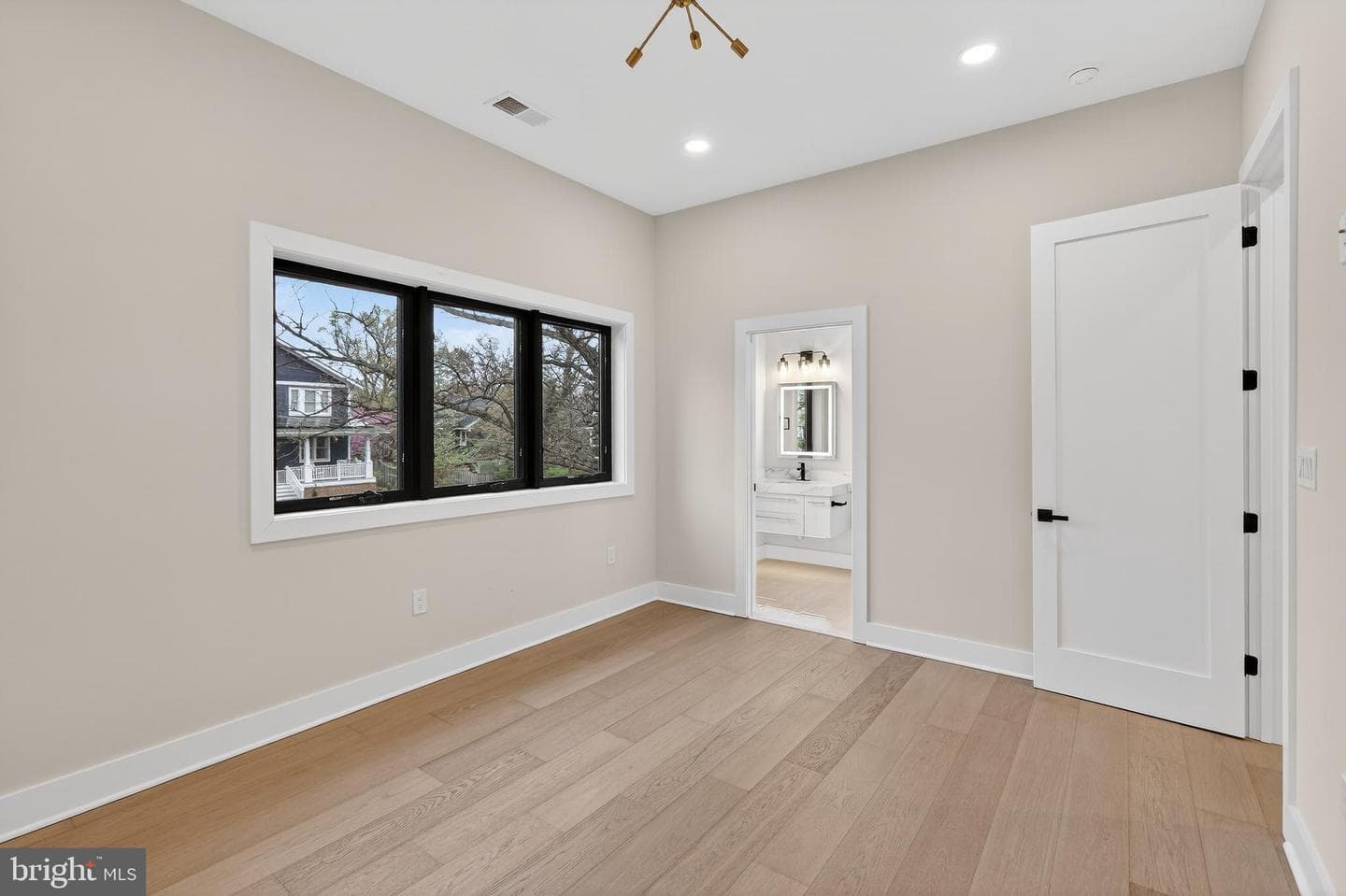 4246 15th Street N photo 25