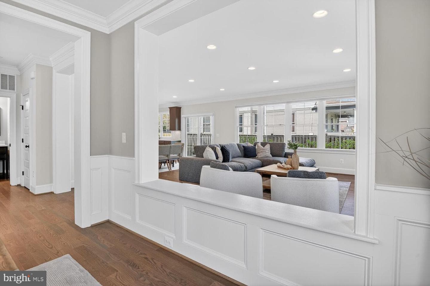 2421 N Buchanan Street photo 10