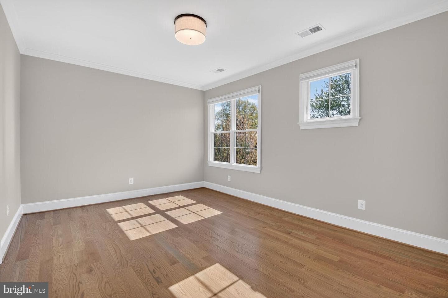 2421 N Buchanan Street photo 35