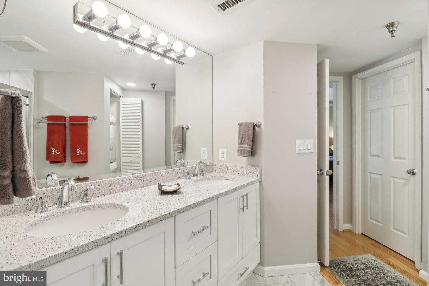 2400 Clarendon Boulevard #113 photo 18
