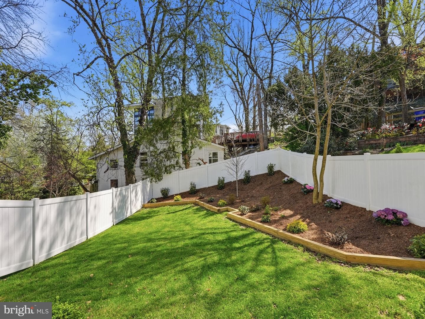 2211 Military Road photo 106