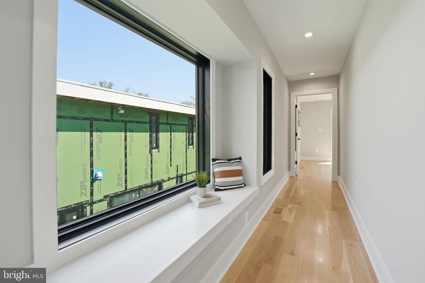 2211 Military Road photo 63