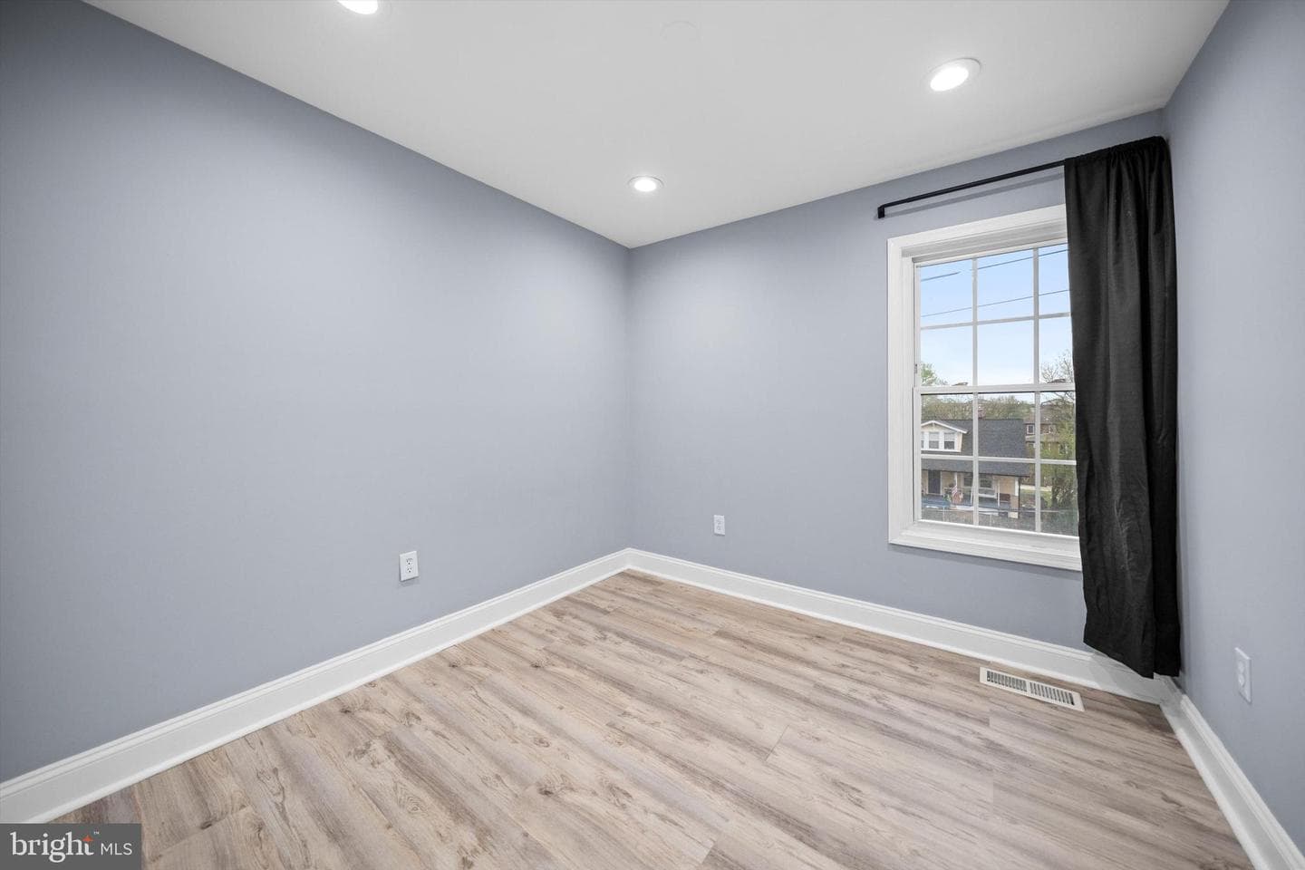 967 S Rolfe Street S #2 photo 16