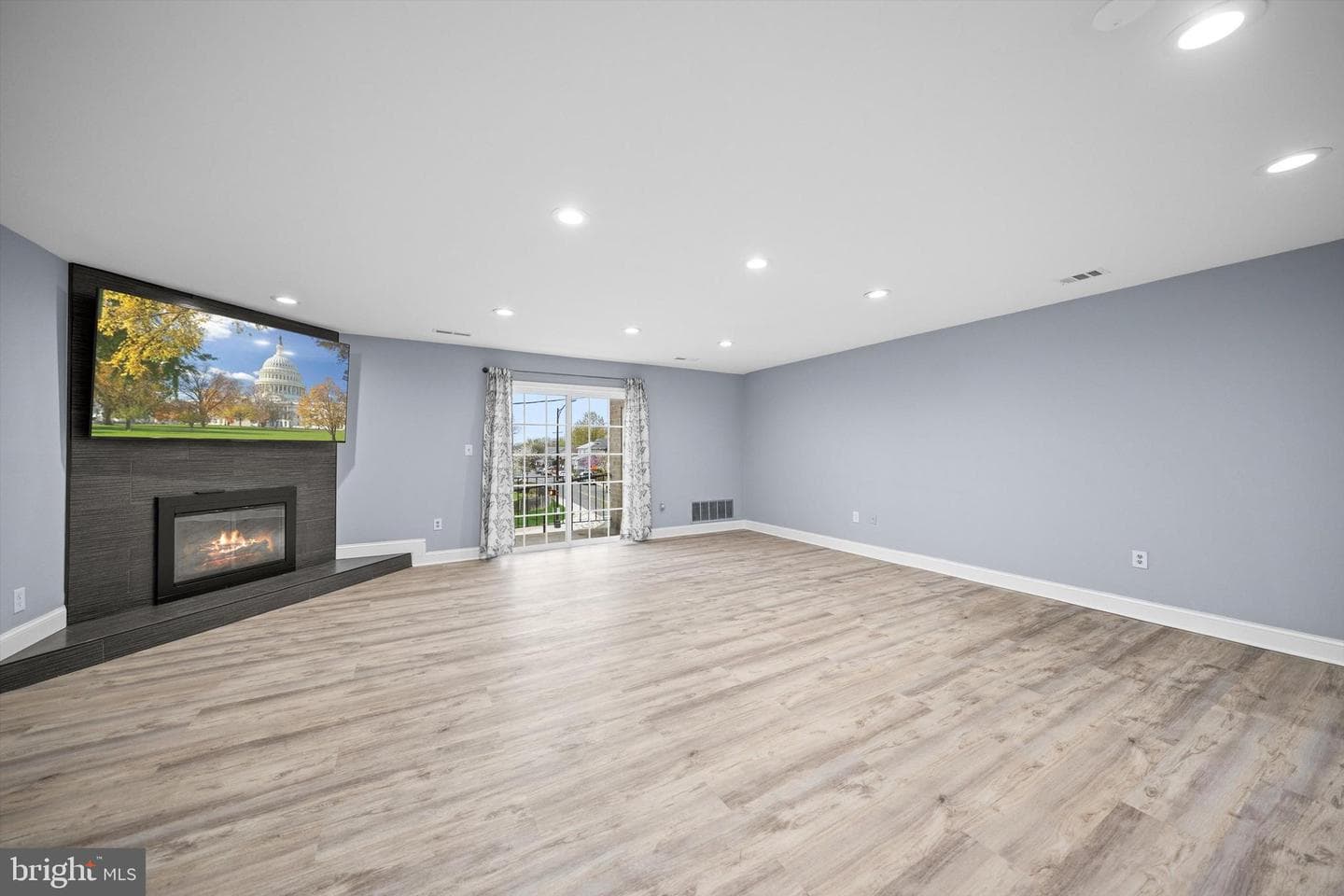 967 S Rolfe Street S #2 photo 7
