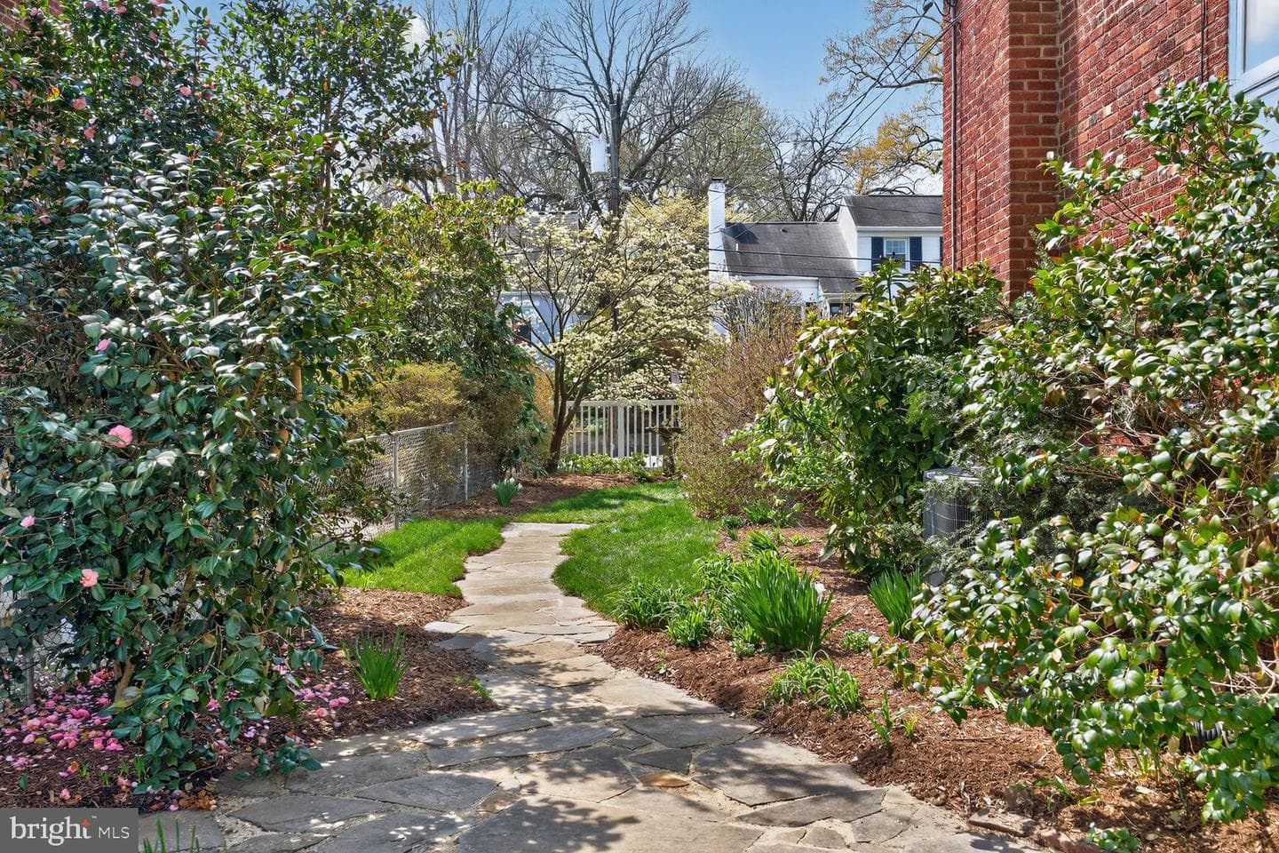 2633 N Florida Street photo 23