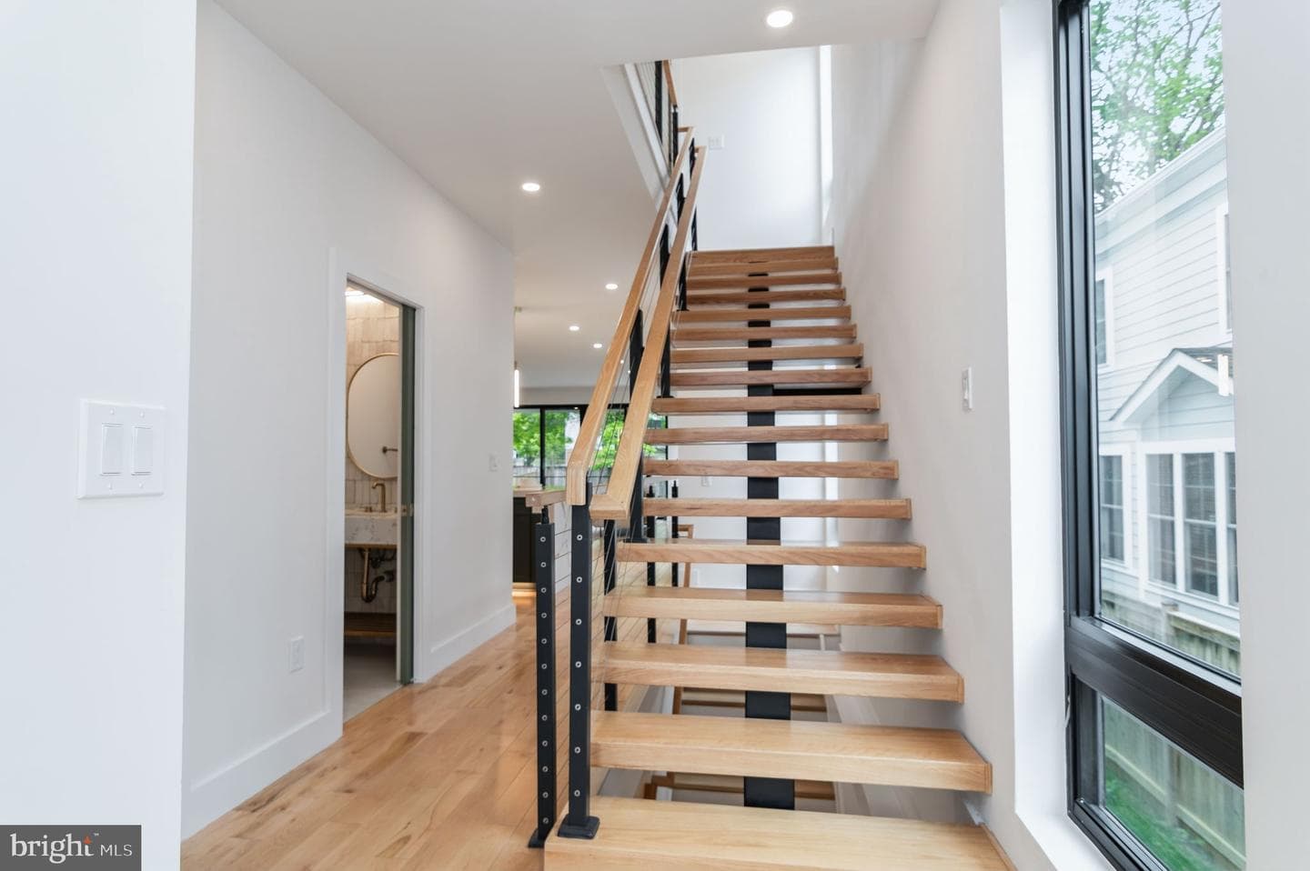2025 N Emerson Street photo 7