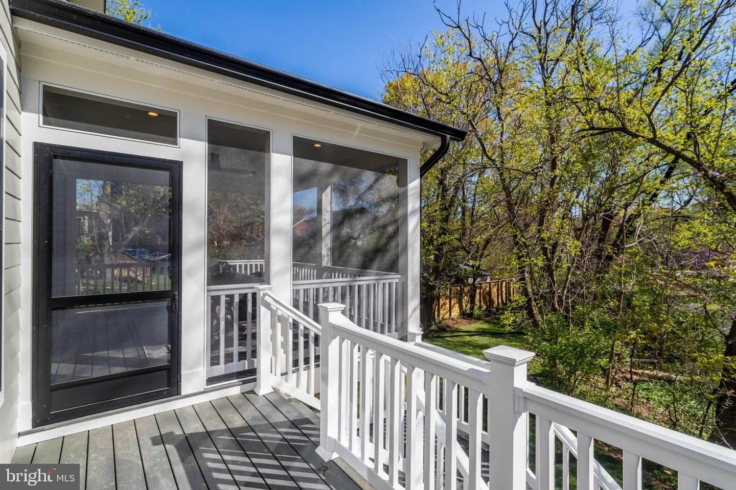 501 N Jefferson Street photo 75