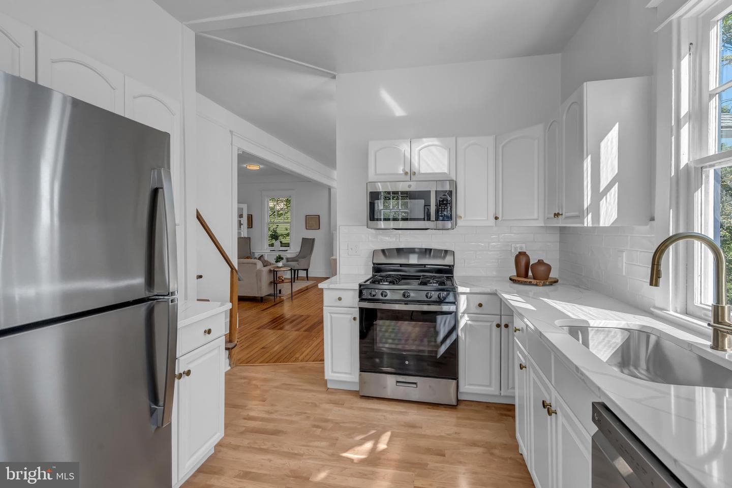 422 N Edgewood Street photo 16