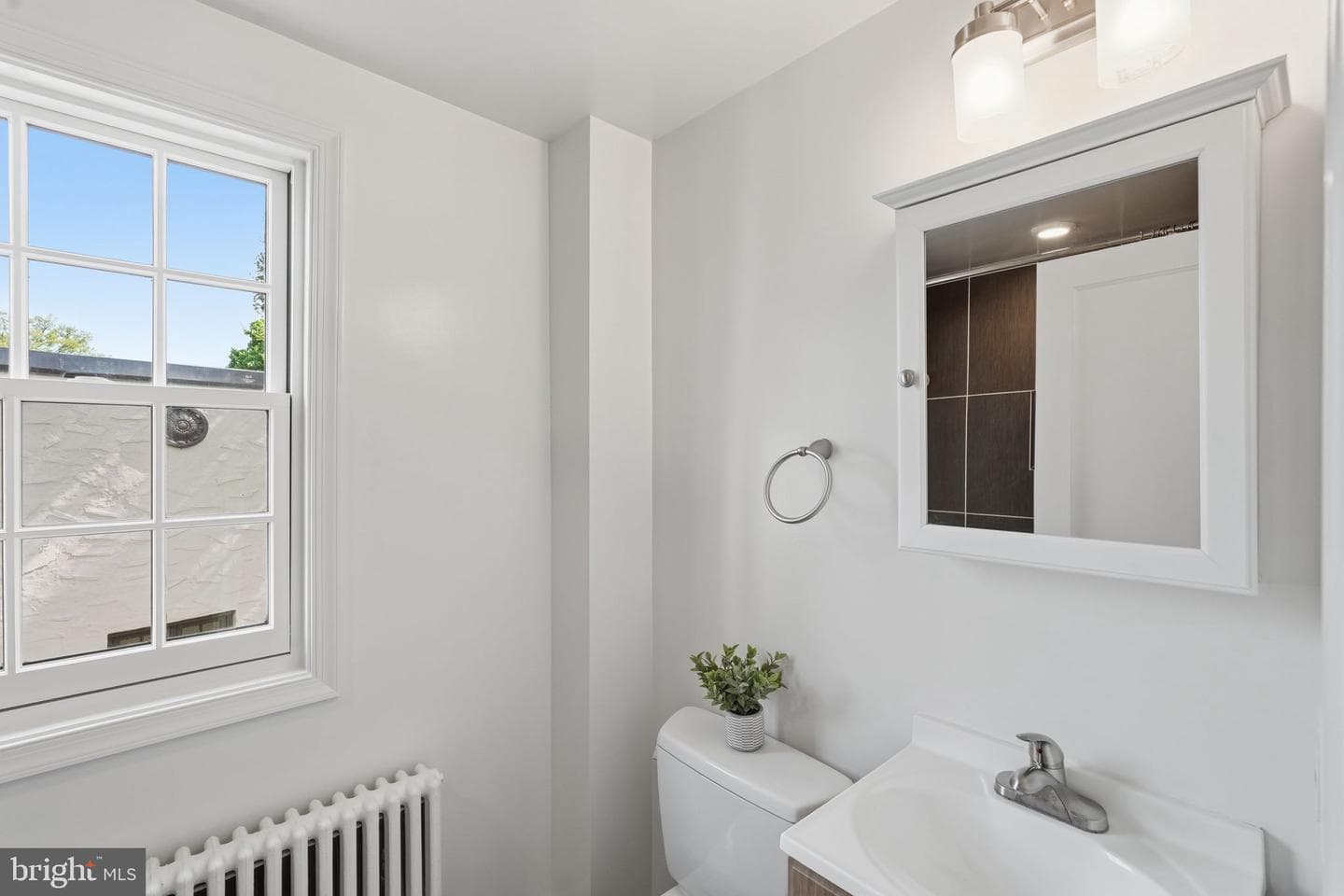 1611 N Highland Street N photo 23