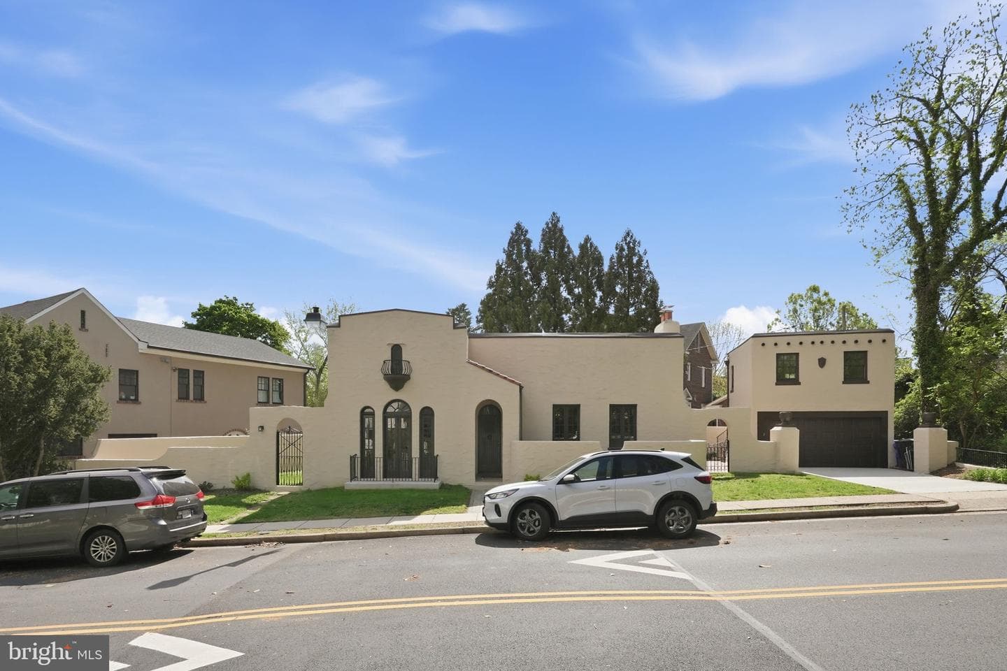 1611 N Highland Street N photo 38