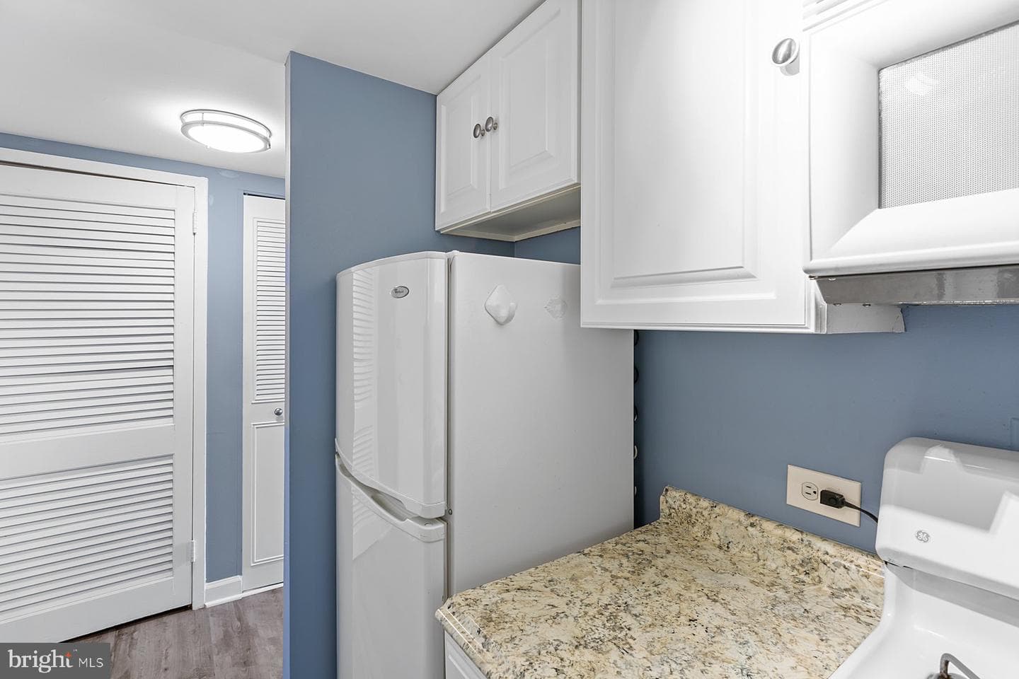 1300 Army Navy Drive #612 photo 10