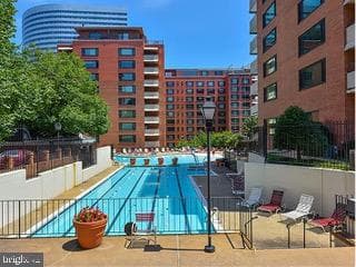 1121 Arlington Boulevard #1004 photo 40