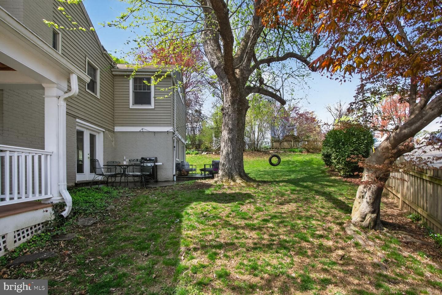 942 N Longfellow Street photo 9
