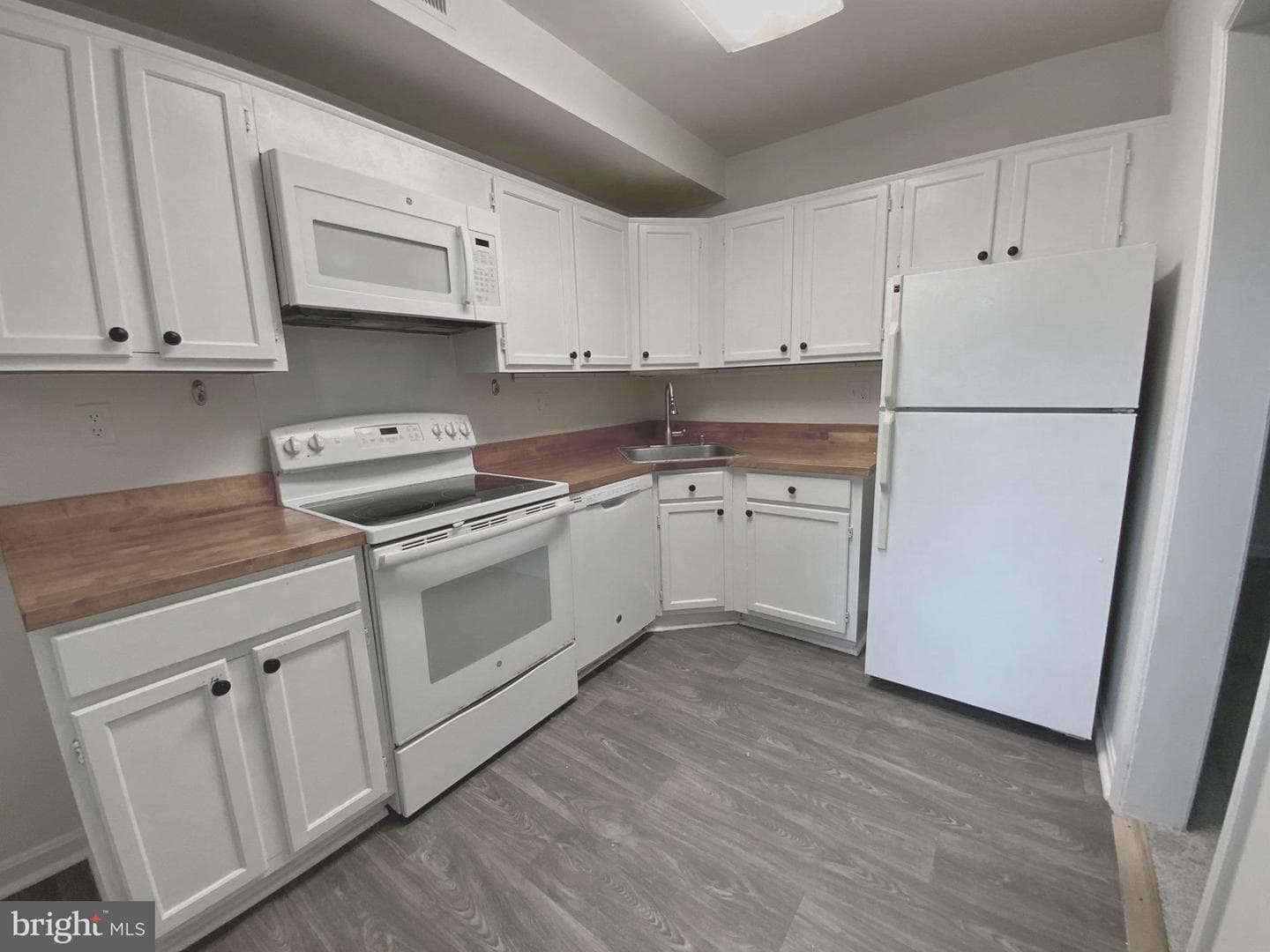 2007 Key Boulevard #586 photo 5