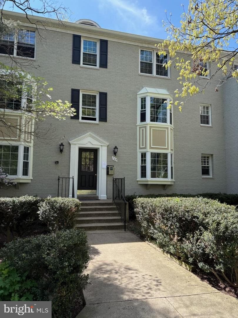708 S Arlington Mill Drive #14201 photo 2