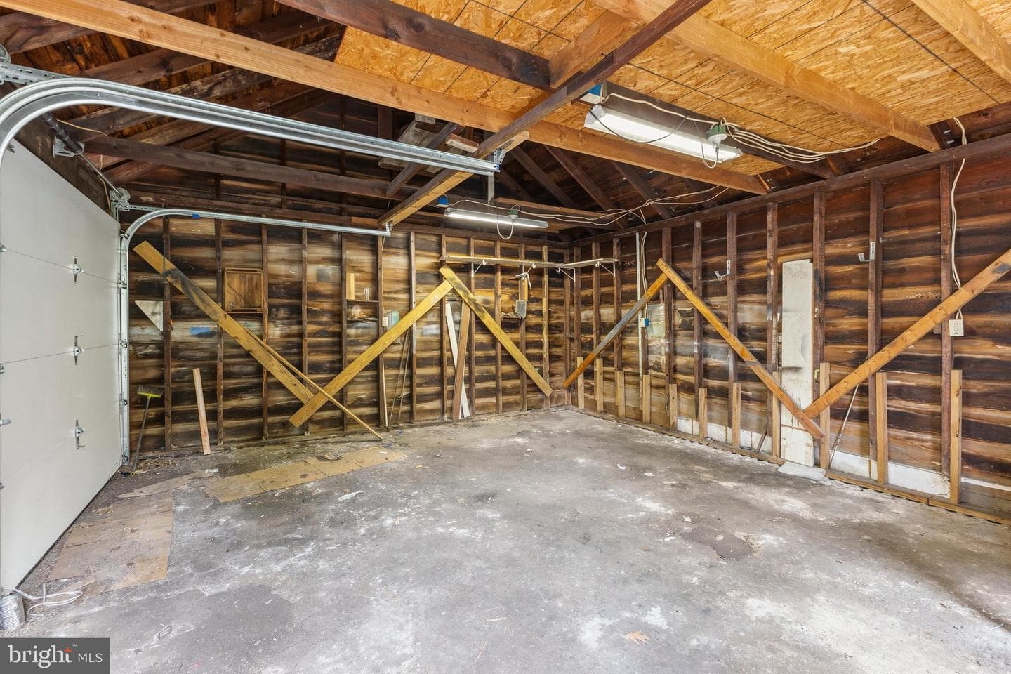 629 S Adams Street photo 42