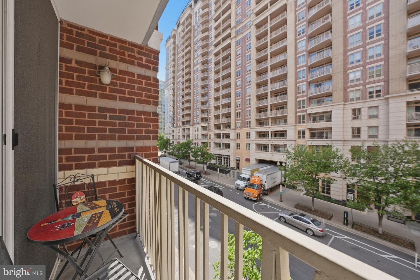 880 N Pollard Street #425 photo 10
