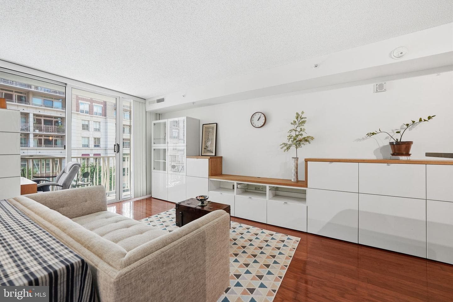 880 N Pollard Street #425 photo 7