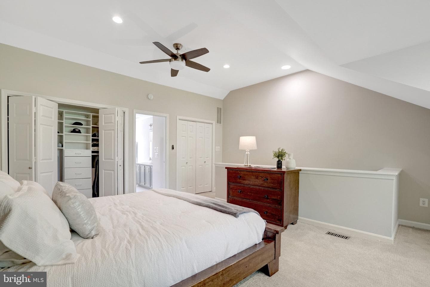 2622 N Fairfax Drive photo 49