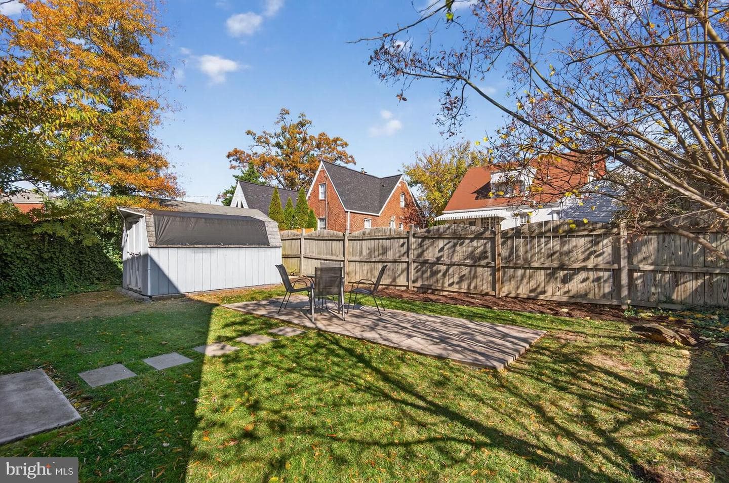 109 N Brookside Drive photo 19