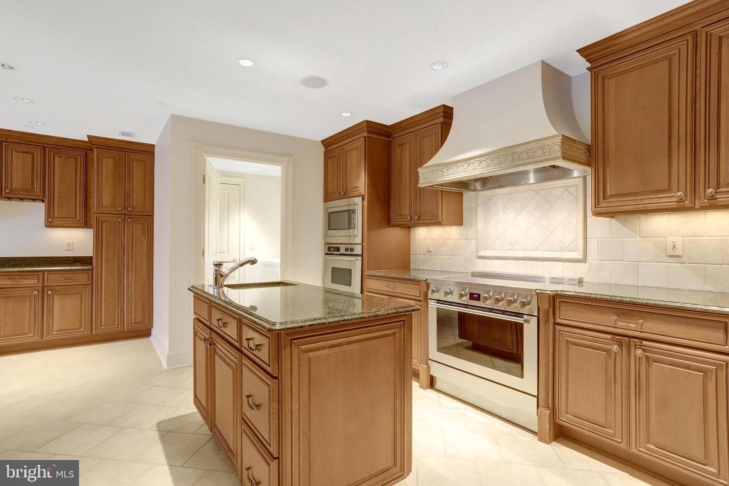 1201 N Nash Street #402 photo 10