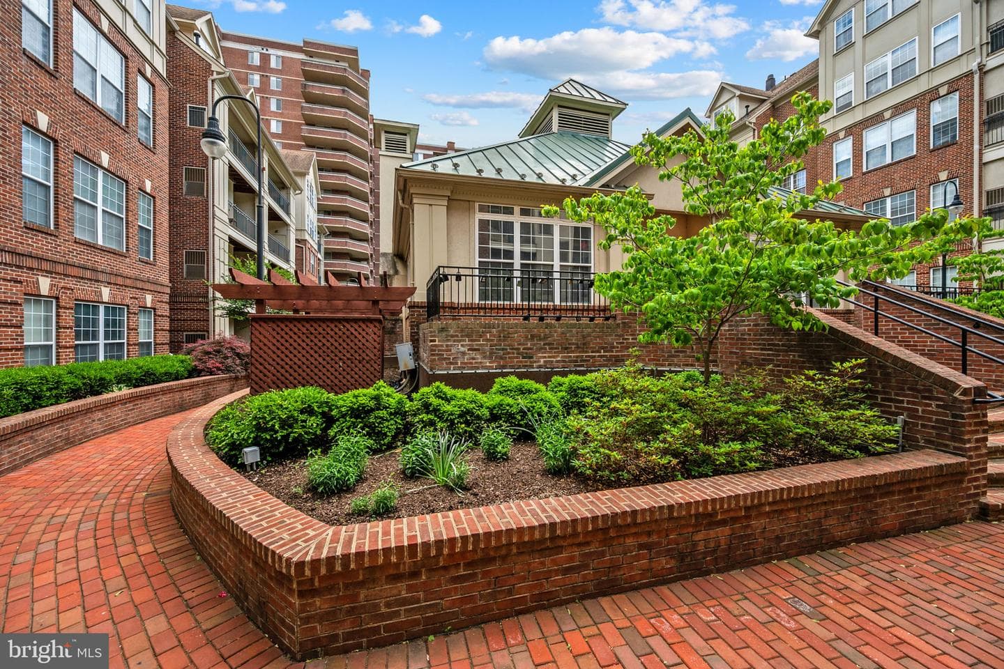 1320 N Wayne Street #108 photo 35