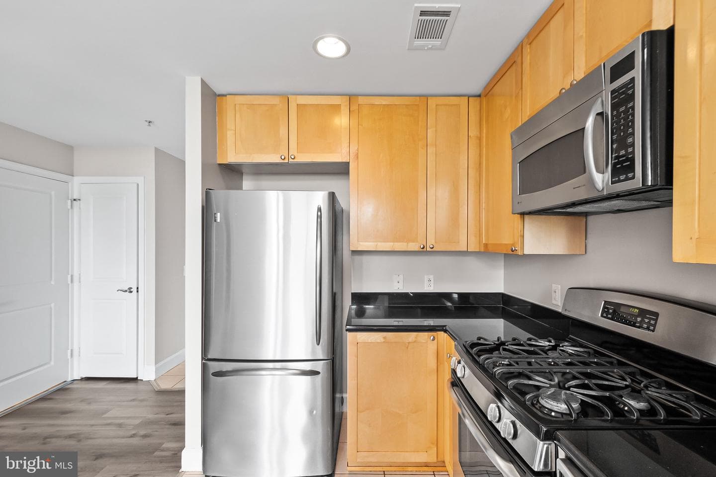 3600 S Glebe Road #unit 330w photo 12
