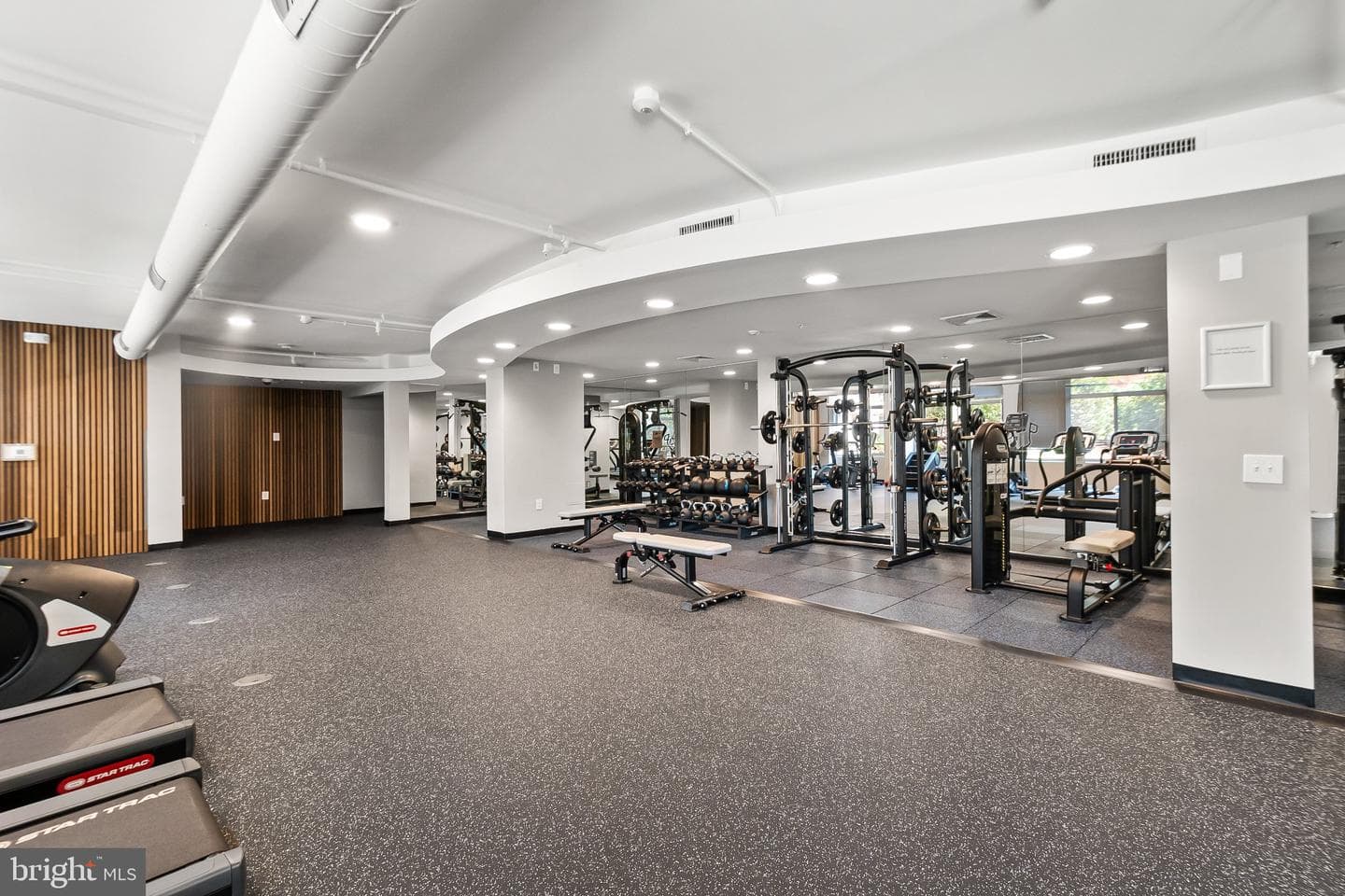 3600 S Glebe Road #unit 330w photo 26