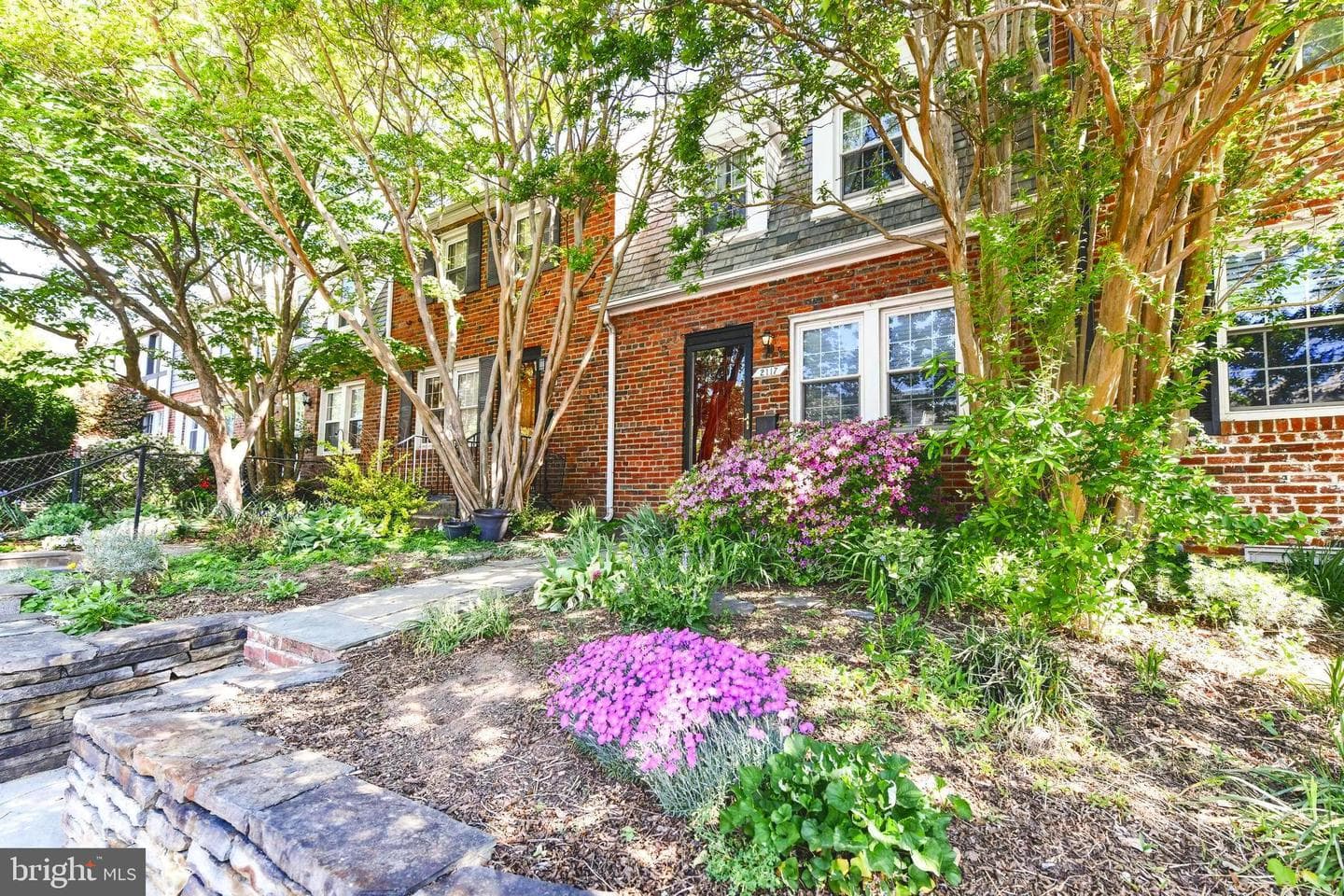 2117 N Brandywine Street photo 2