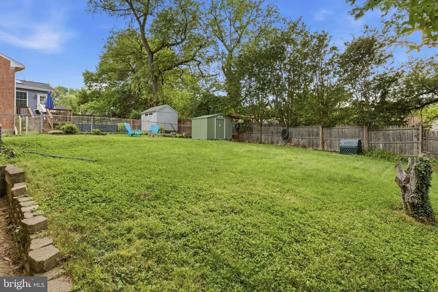 874 N Lebanon St photo 39