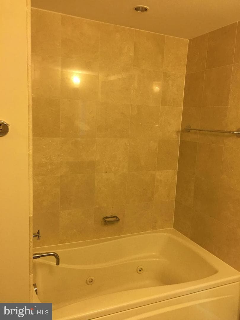 1111 19th Street N #2804 photo 21