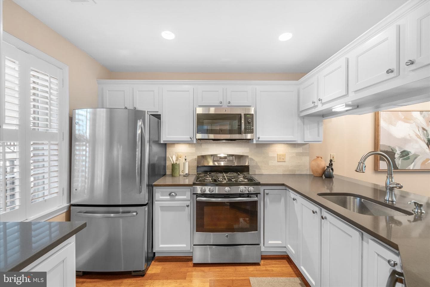 6924 Fairfax Drive #226 photo 2