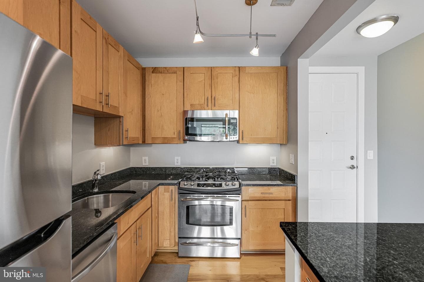 2200 N Westmoreland Street N #426 photo 9
