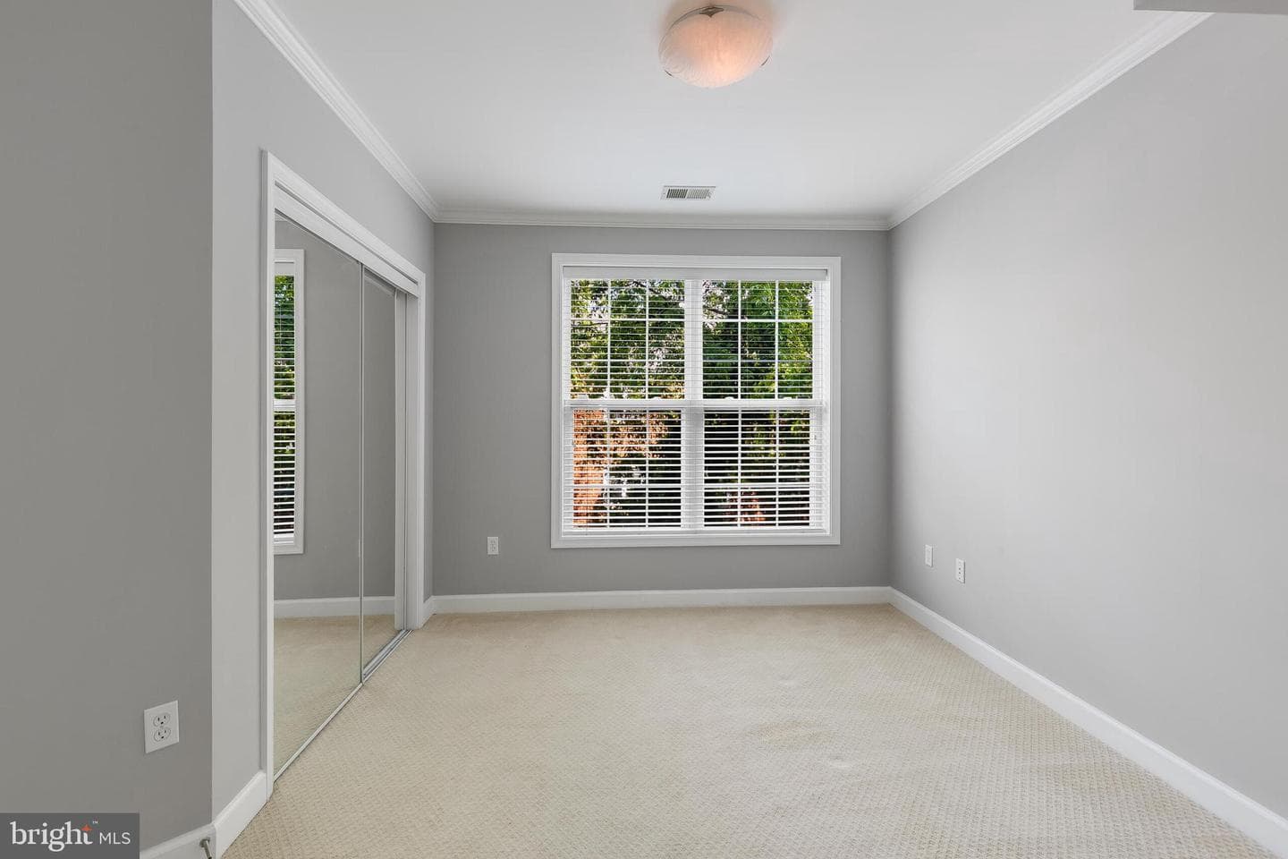 1423 N Rhodes Street #201 photo 22