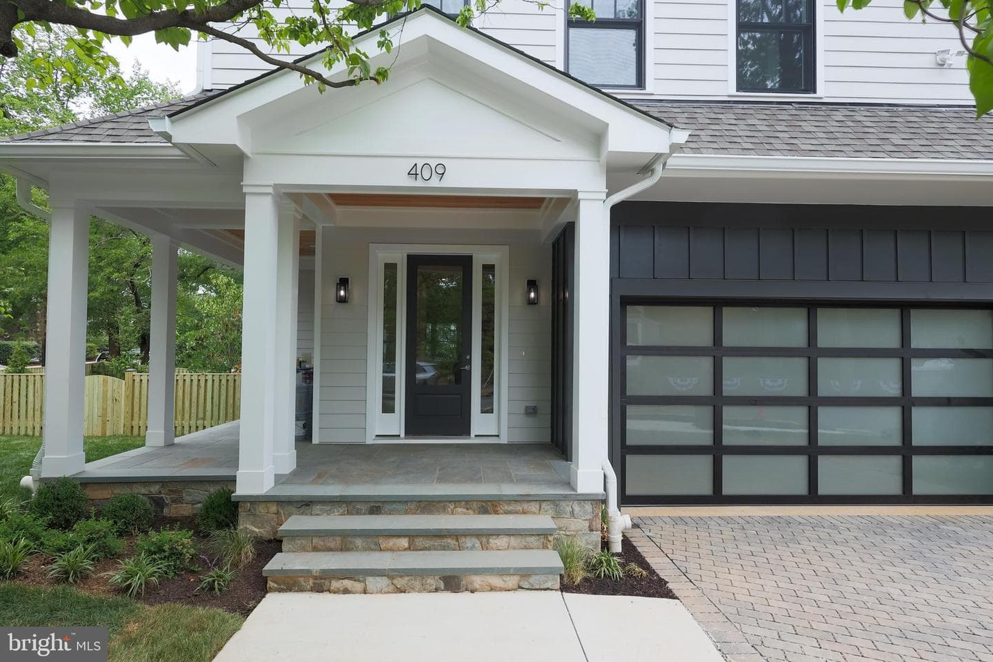 409 Jackson Street N photo 47