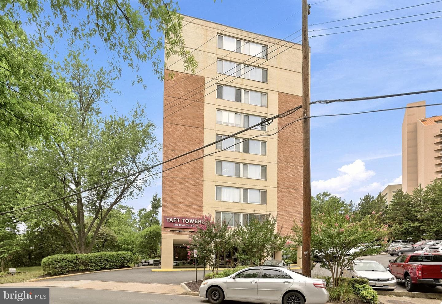 1210 N Taft Street #811, Arlington