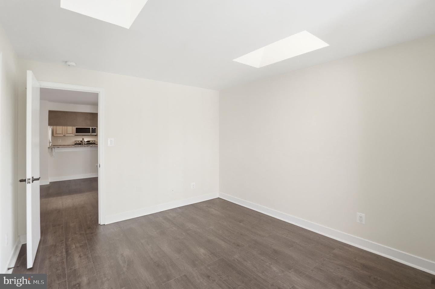 1020 N Stafford Street #312 photo 16