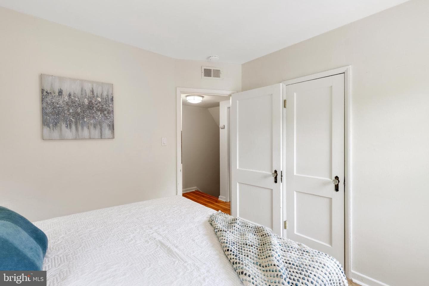2207 6th Street S photo 20