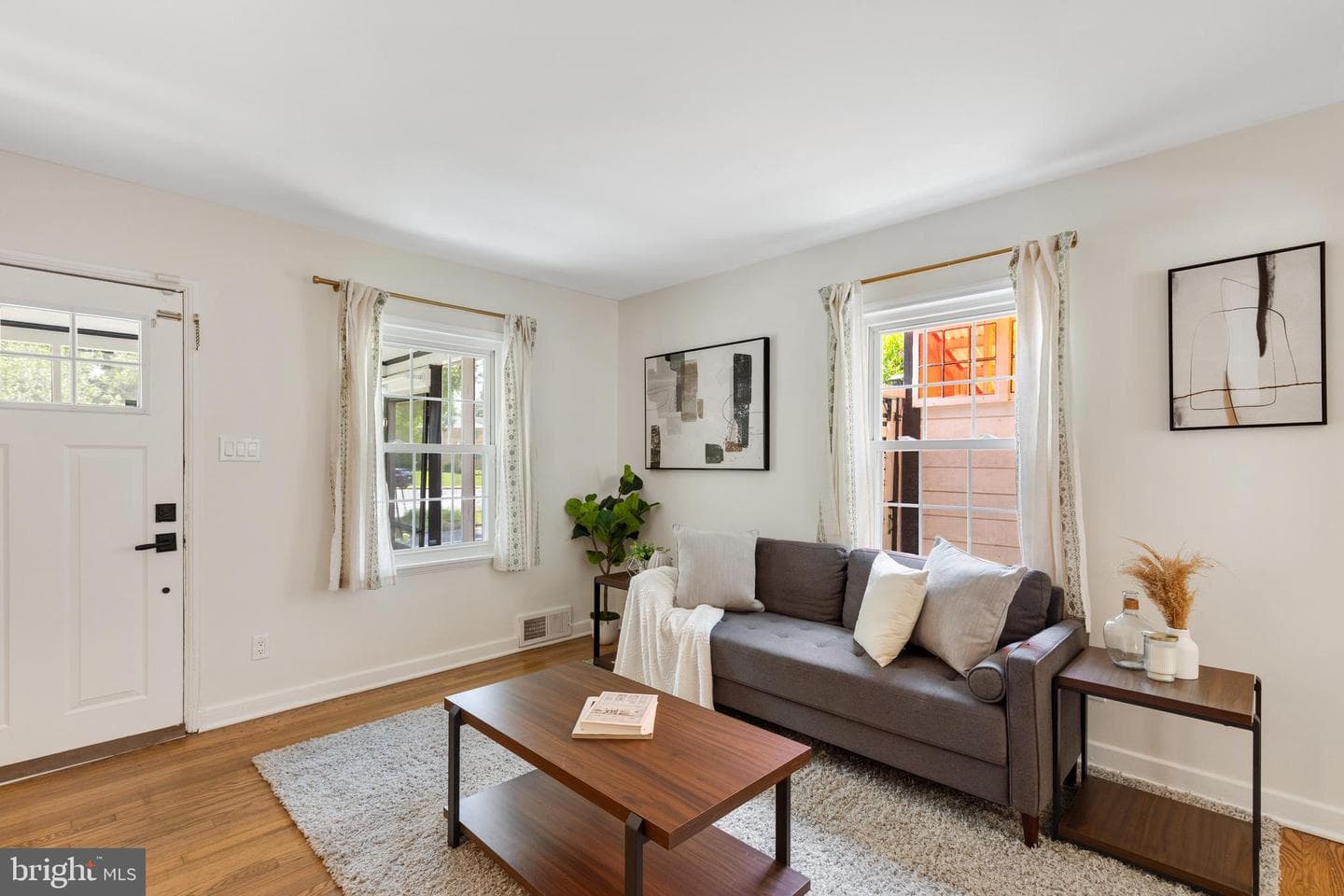 2207 6th Street S photo 6