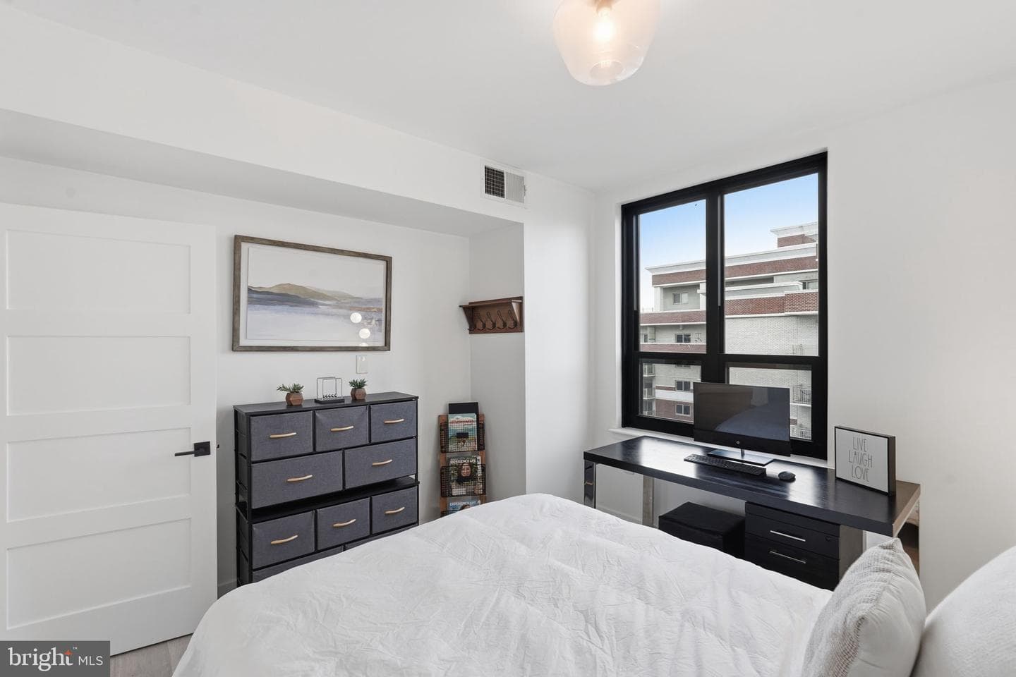 888 N Quincy Street #1901 photo 32