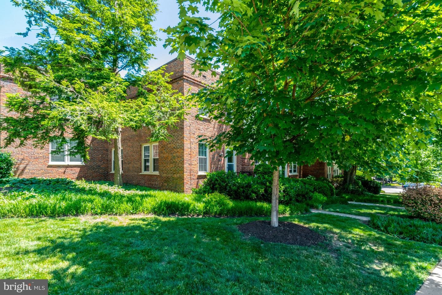 1303 S Barton Street #211 photo 27