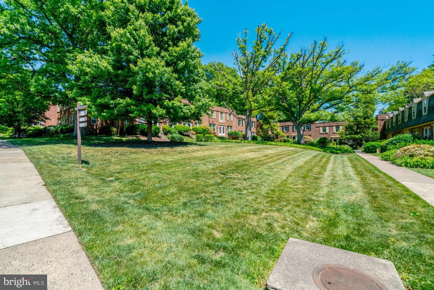 1303 S Barton Street #211 photo 29