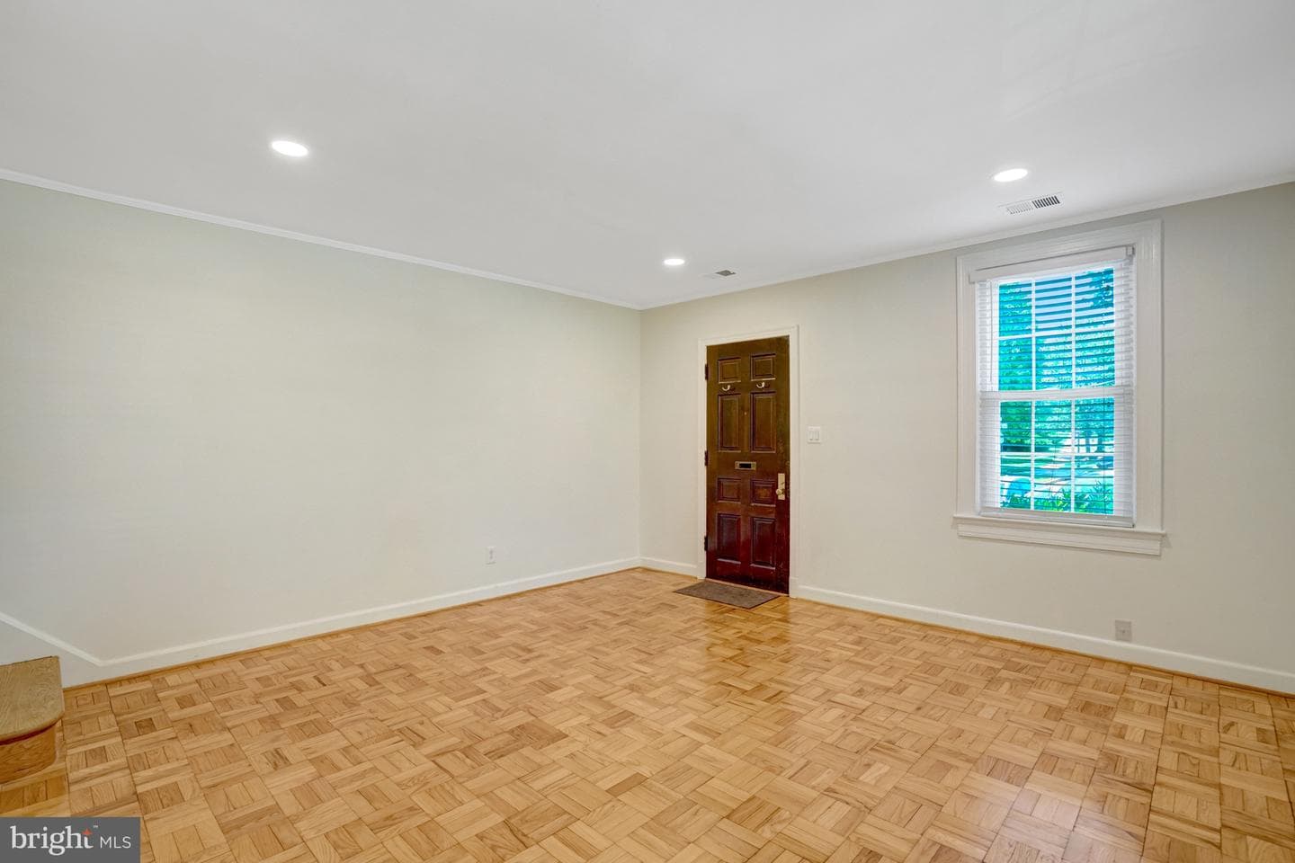 1303 S Barton Street #211 photo 8