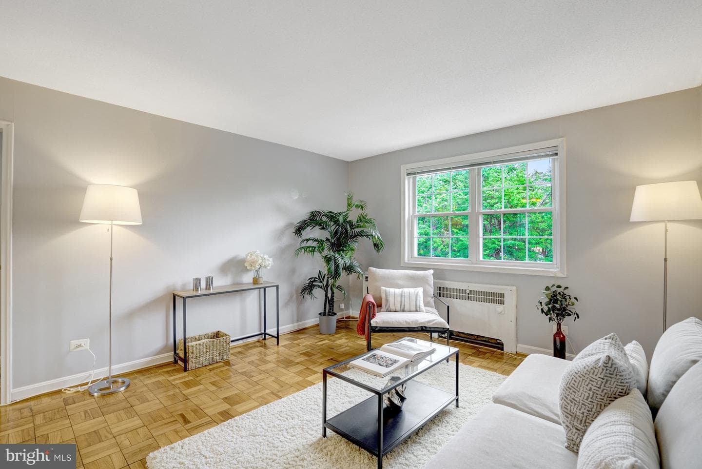 4352 N Pershing Dr # 43522 photo 5