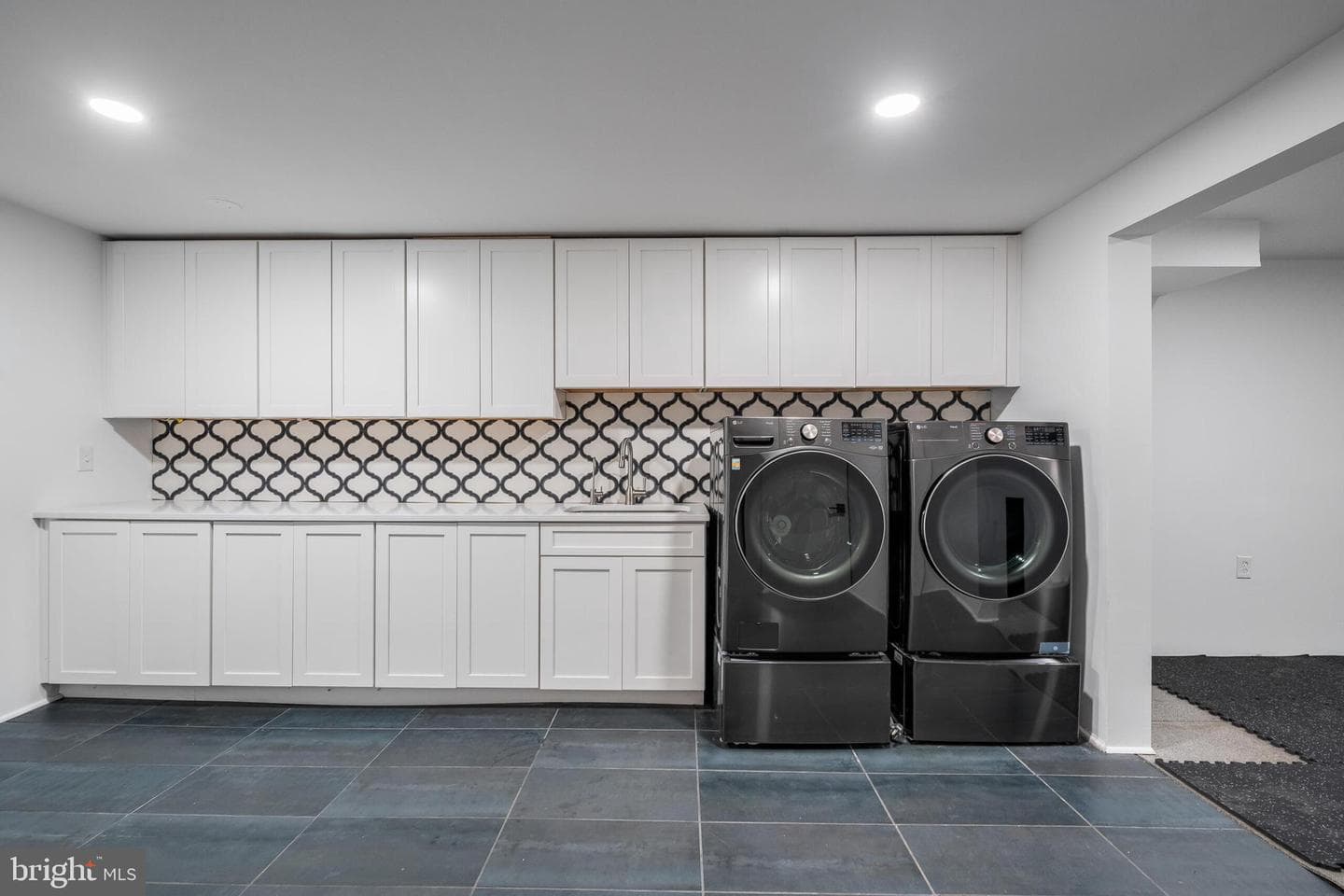 5024 Williamsburg Boulevard photo 32