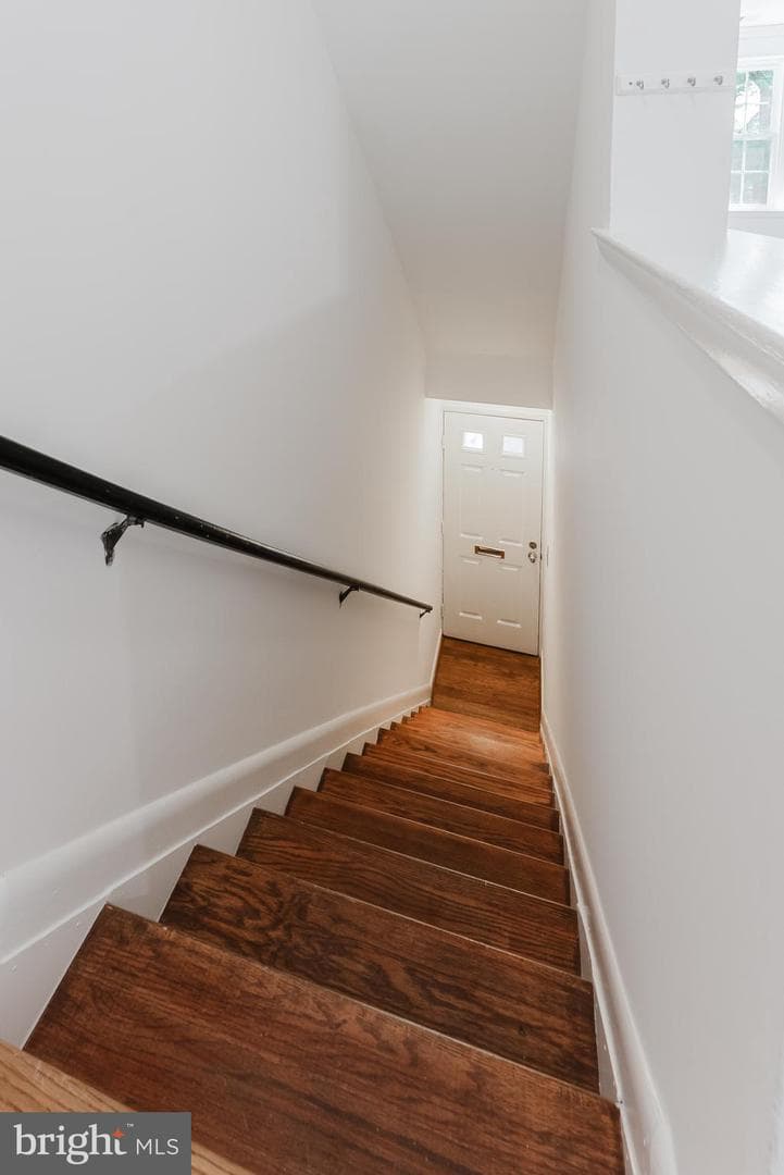 2725 S Walter Reed Drive #b photo 7