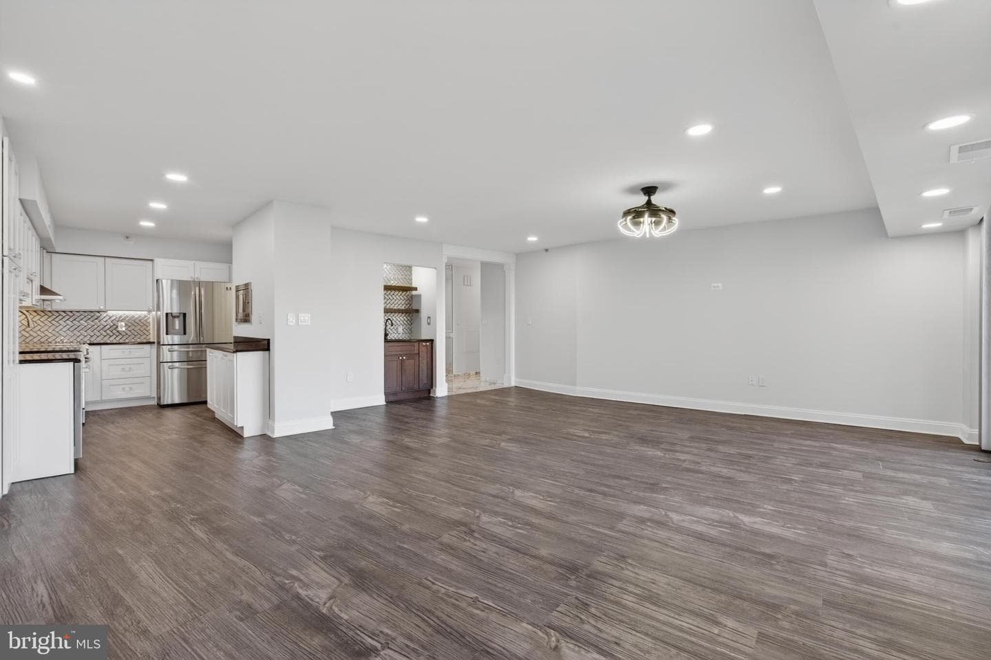 1300 Crystal Dr # 1107S photo 6