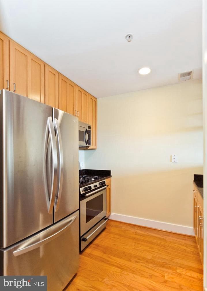 1200 N Hartford Street #505 photo 5