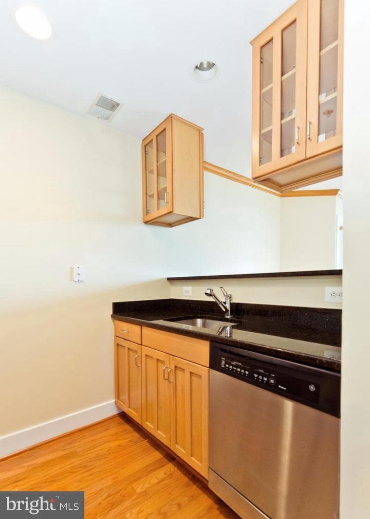 1200 N Hartford Street #505 photo 8